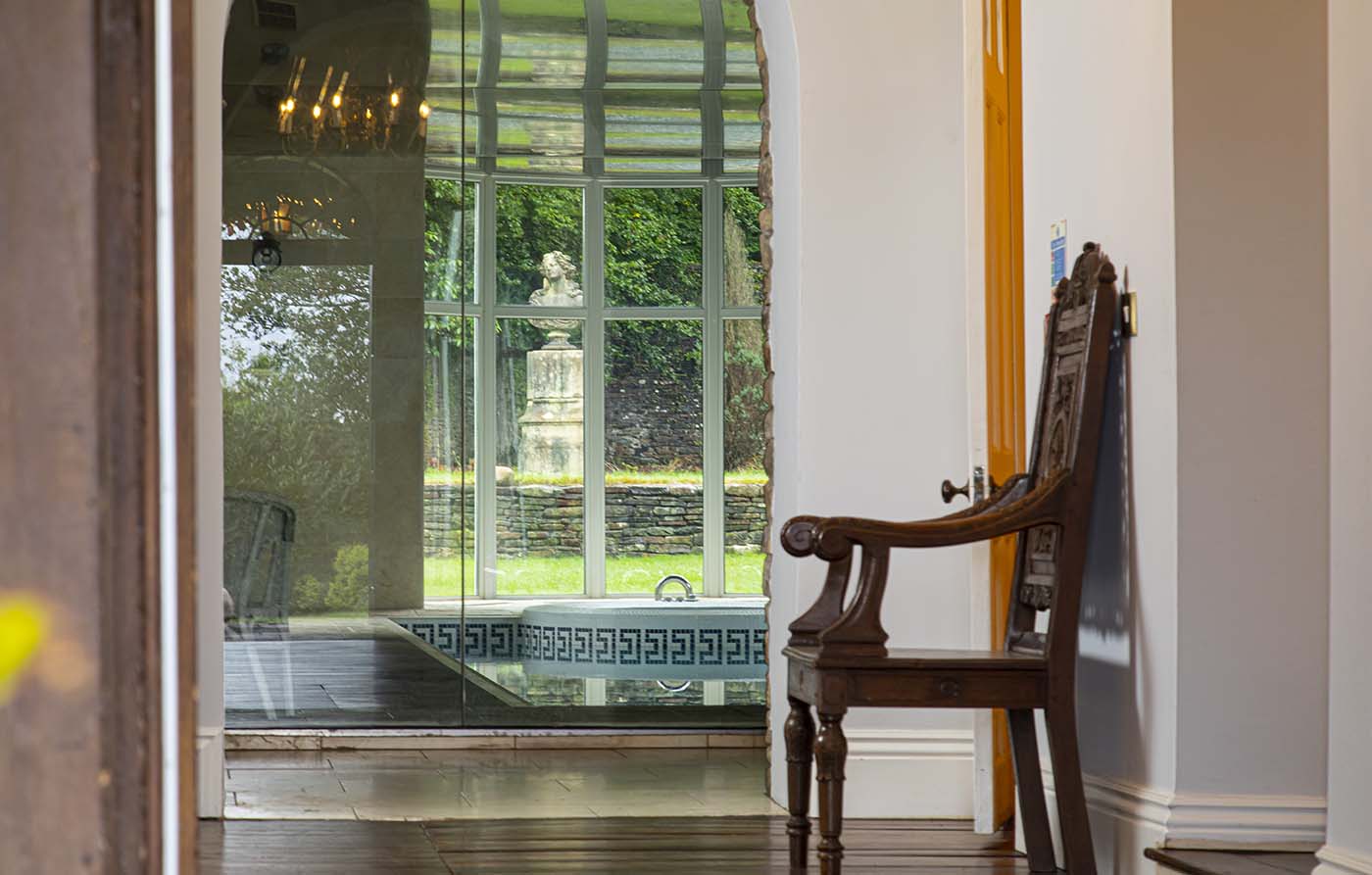 Plas_Cilybebyll_Entrance_Hallway