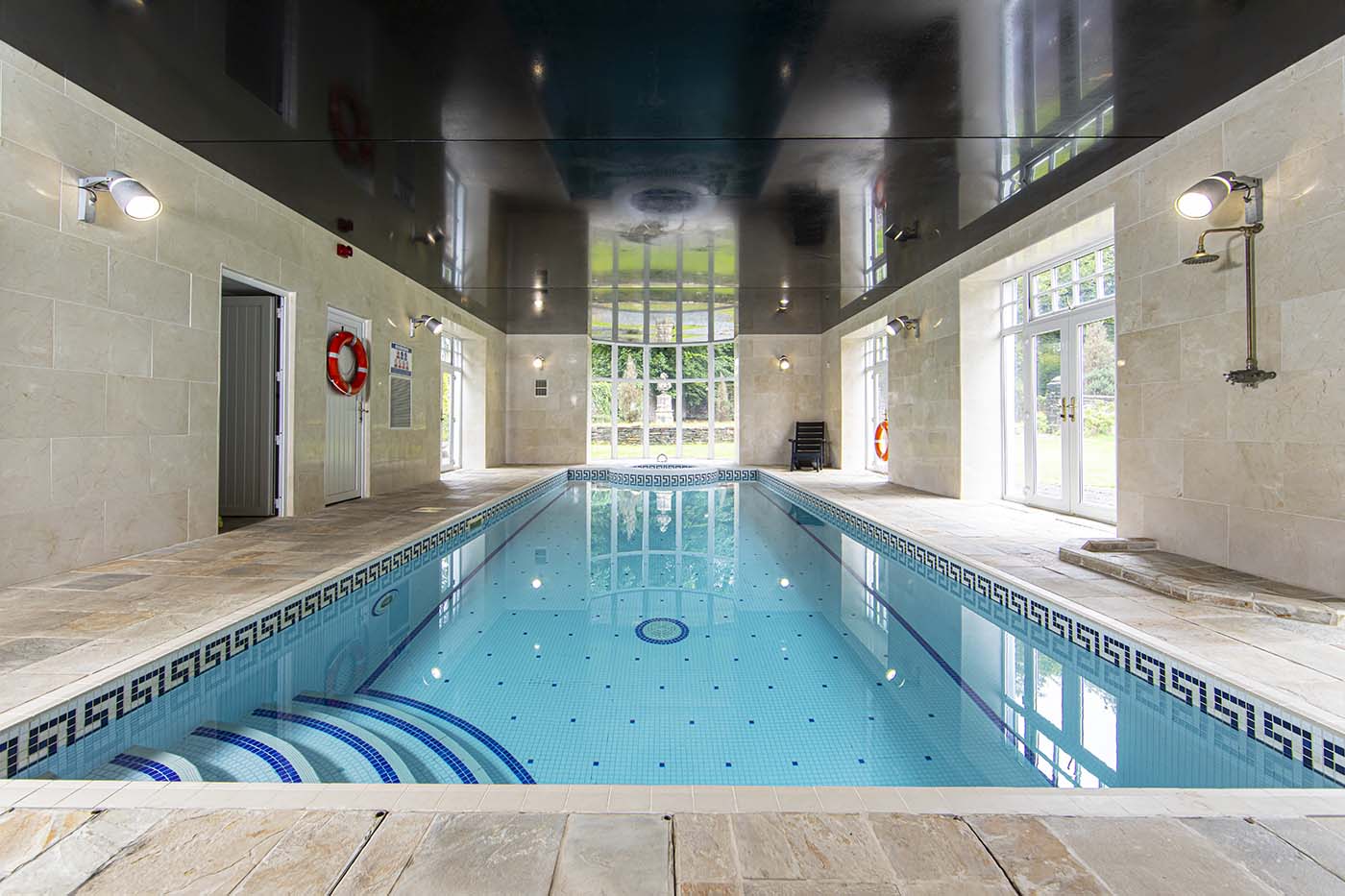 Plas_Cilybebyll_Swimming_Pool