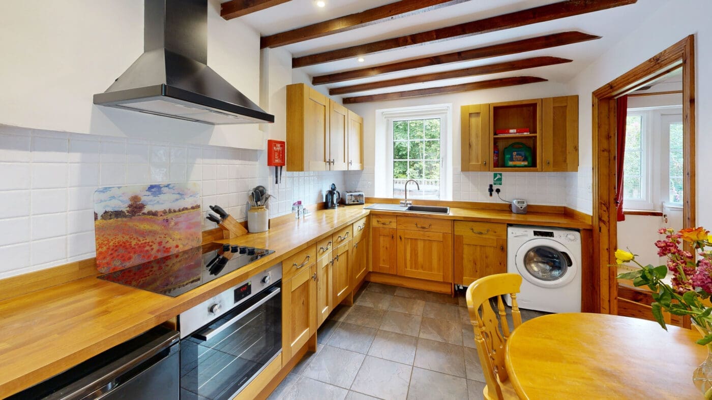 Well equipped holiday cottage kitchen
